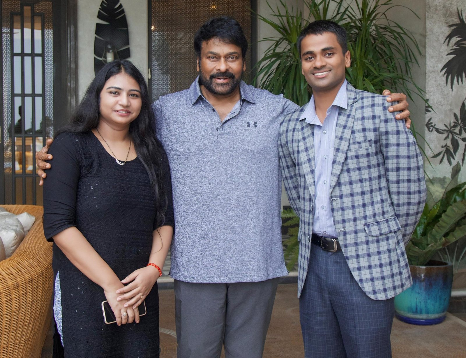 Megastar Chiranjeevi Meets Gallantry Awardee Major Malla Ramgopal Naidu
