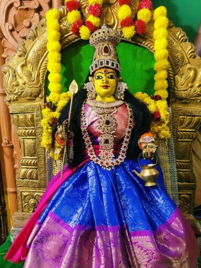 శ్వేతార్కగణపతి ఆలయంలో చంద్రఘంటదేవి అలంకరణ