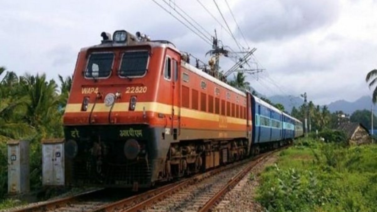 Cyclone Montha Trains Cancelled