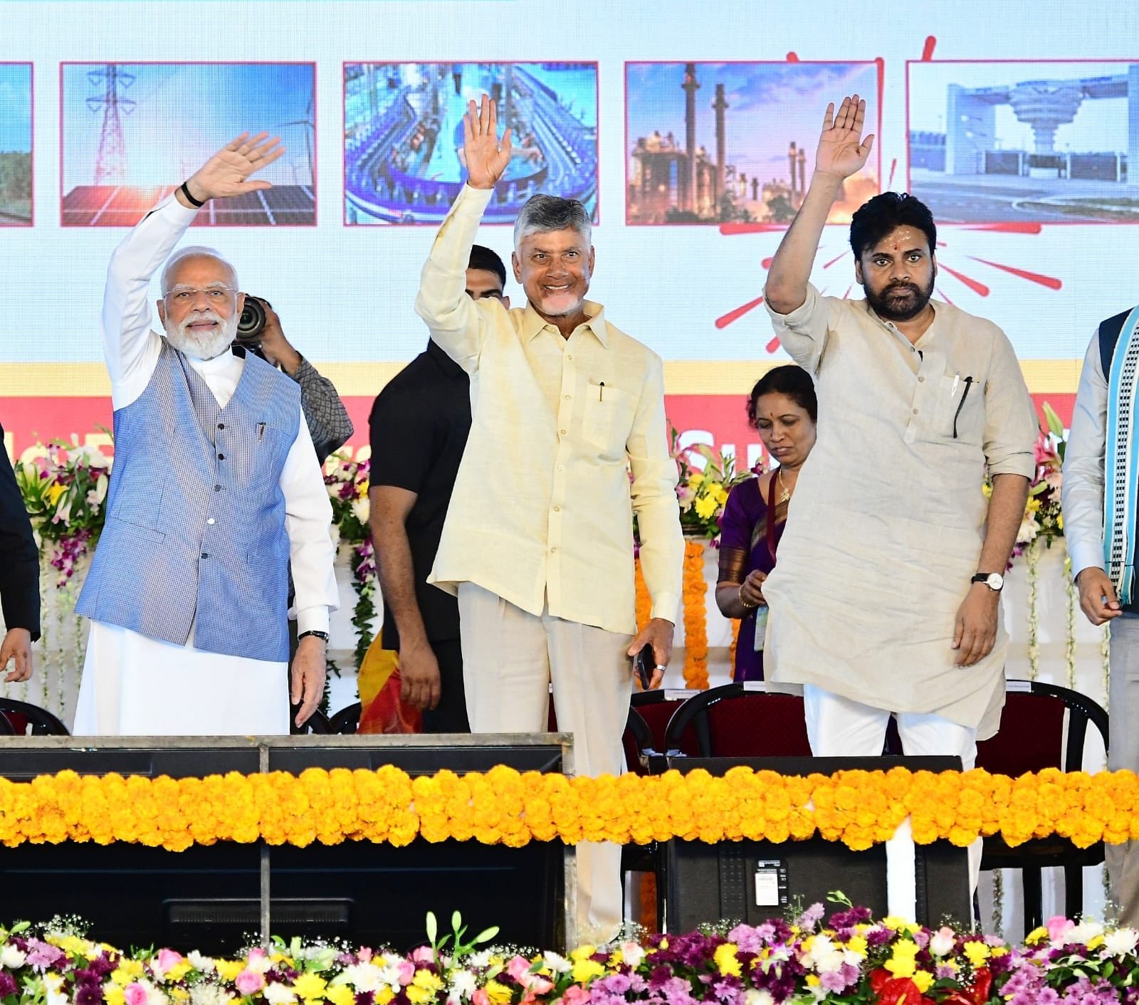 నిన్న జరిగిన ‘జీఎస్టీ 2.0’ సామాన్య ప్రజలకు ఊరటనిచ్చే సంస్కరణ అంటున్న పవన్ కళ్యాణ్…