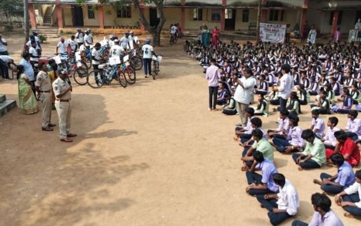 అభ్యుదయం సైకిల్ యాత్ర