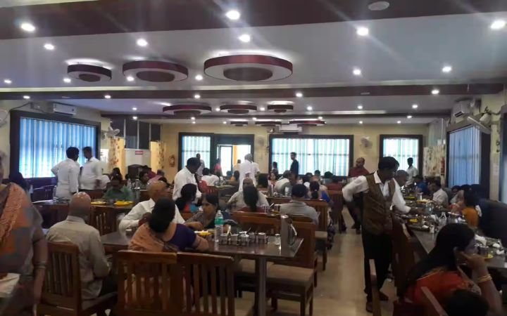 తిరుమల వెళ్లినవారు ఇక్కడ ఒకసారి టేస్ట్‌ చేయండి