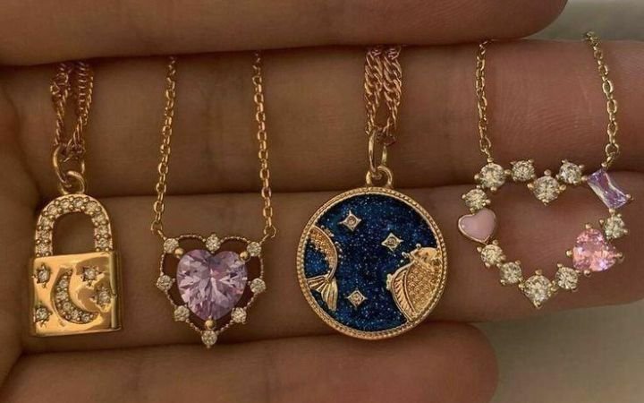 Which of These Four Locket Chain Designs Do You Like the Most