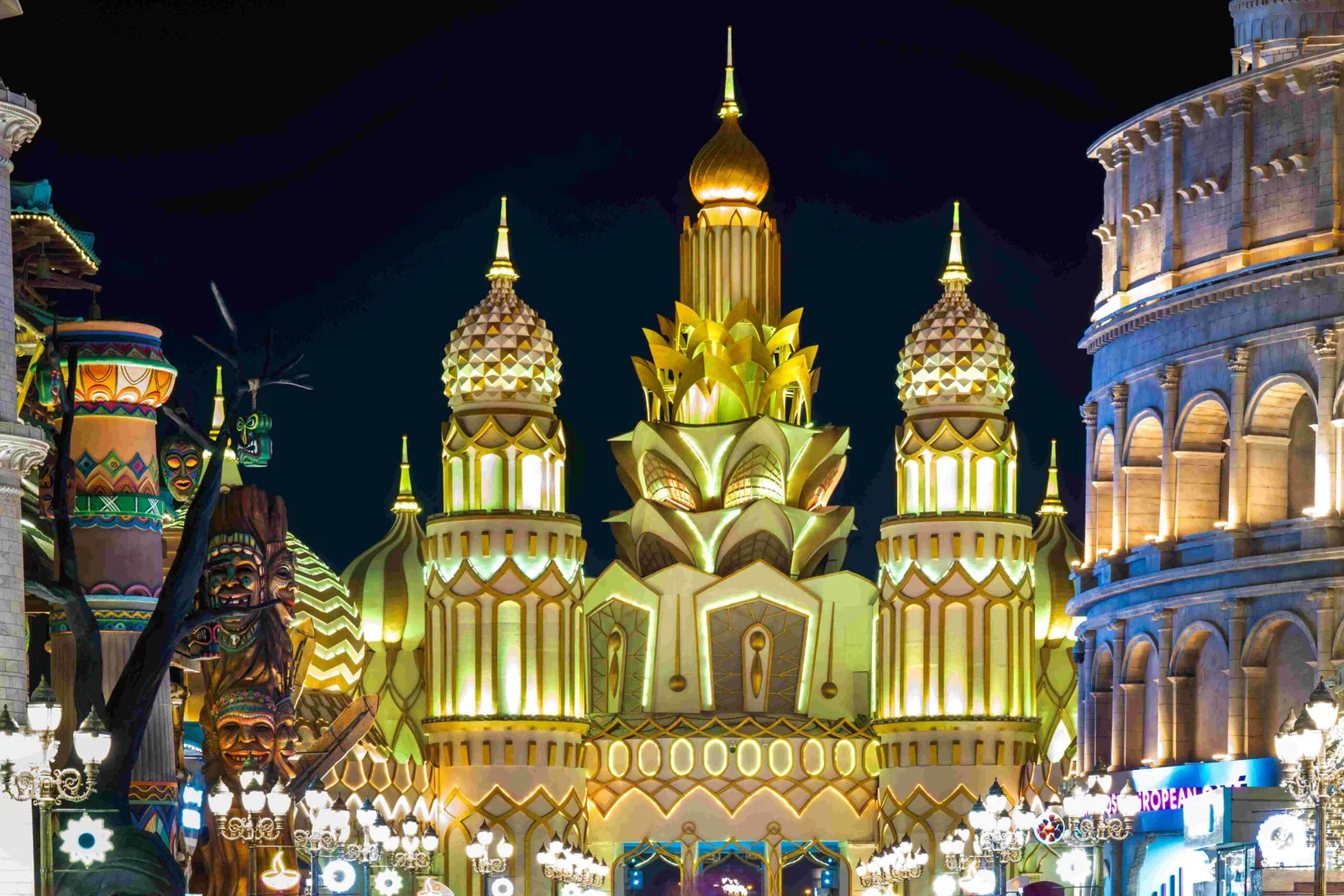 Dulquer Salmaan’s Kaantha Movie Team To Meet Fans At Dubai Global Village Main Stage