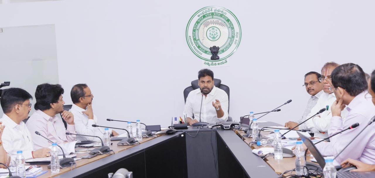 ప్రజల చేతిలో పల్లె రహదారుల సమాచారం – డిప్యూటీ సీఎం పవన్ కళ్యాణ్