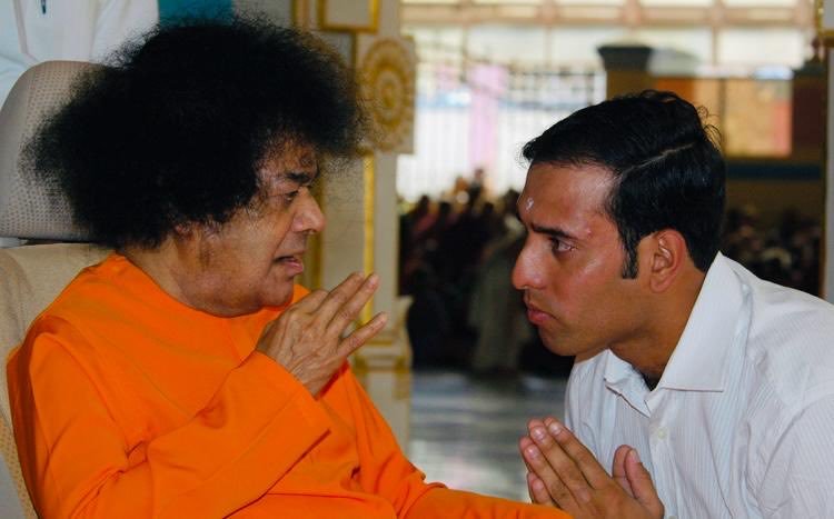 AP CM Chandrababu Naidu, VVS Laxman & Celebrities Wish Sai Baba on His 100th Birth Anniversary