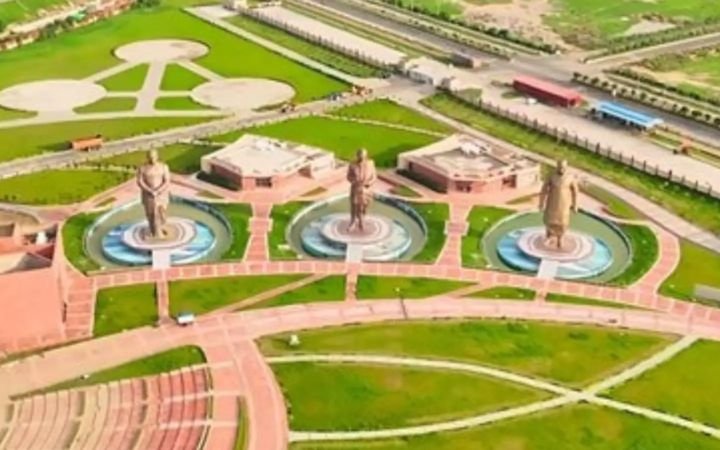 లక్నోలో 65 ఎకరాల విస్తీర్ణంలో…