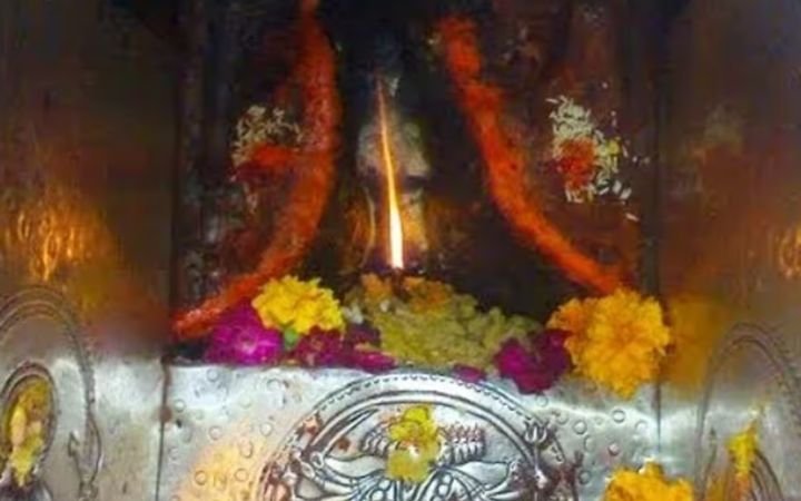 ఆశ్చర్యపరుస్తున్న జ్వాలాముఖి… అక్బర్‌ ఘటన తరువాతే పాపులర్‌