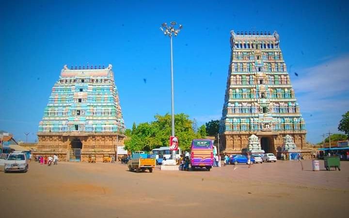 మూడు రూపాల్లో మహాశివుడు… మొగలిపువ్వుతోనే పూజ