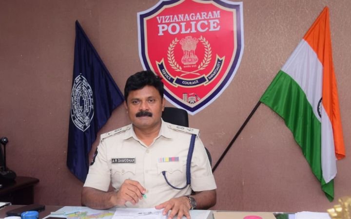 విజయనగరం జిల్లాలో నూతన సంవత్సరం వేడుకలపై ఆంక్షలు… నిబంధనలు ఉల్లంఘిస్తే