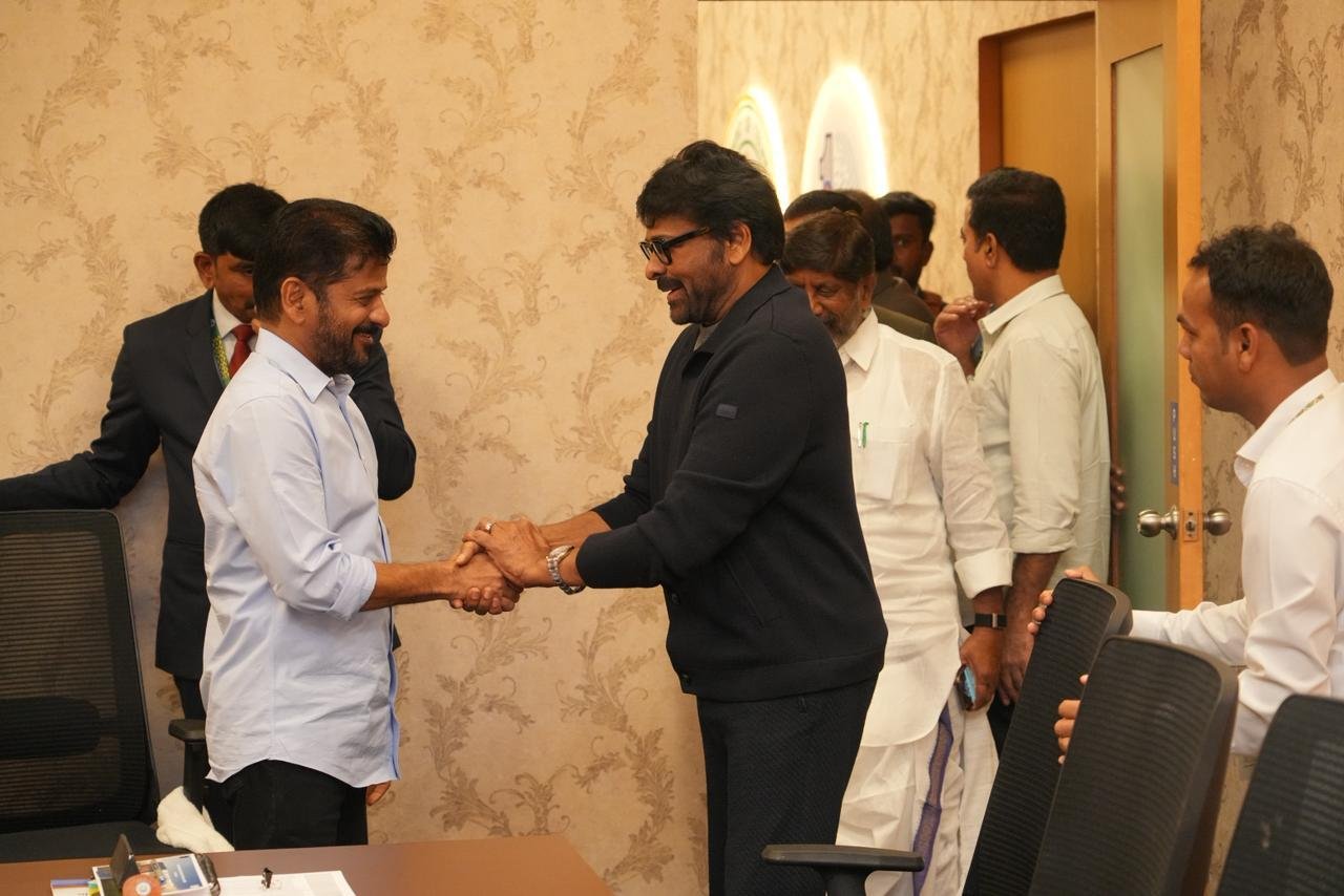 Megastar Chiranjeevi Thank CM Revanth Reddy After Telangana Rising Global Summit