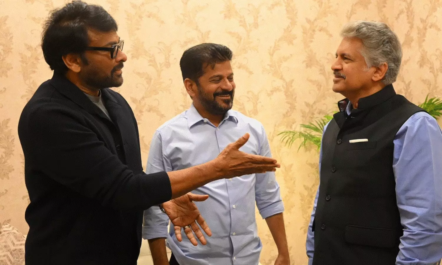 Megastar Chiranjeevi and Anand Mahindra Praise Telangana Vision 2047 at Global Summit 2025