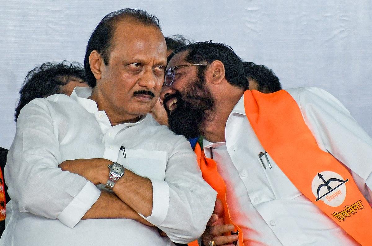 Eknath Shinde’s Emotional Tribute to Ajit Pawar After Tragic Plane Crash Shocks Maharashtra