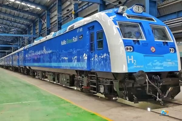 హైడ్రోజన్‌ ట్రైన్‌ వచ్చేసింది…