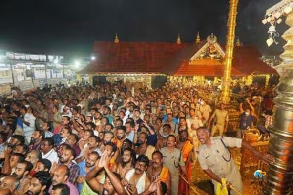 మకరజ్యోతి దర్శనంః భక్తులతో కిక్కిరిసిపోతున్న శబరిగిరులు