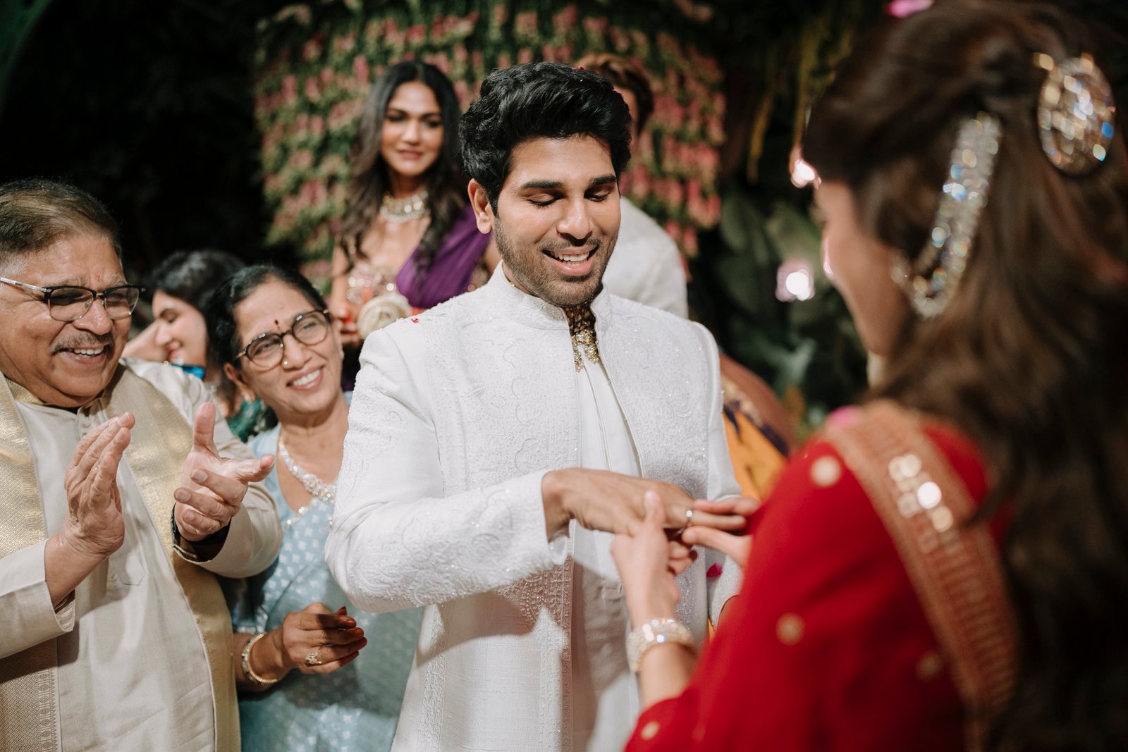 Allu Sirish Personally Invites Pawan Kalyan and Mega Family for His Wedding on March 6
