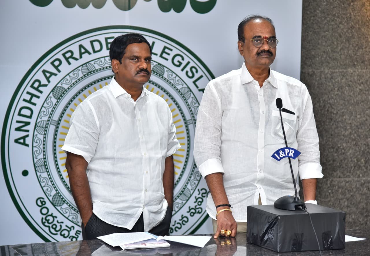 వైసీపీ అనేది ఒక పెద్ద డ్రామా కంపెనీ